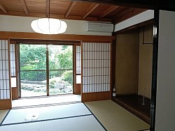床間のある畳の間